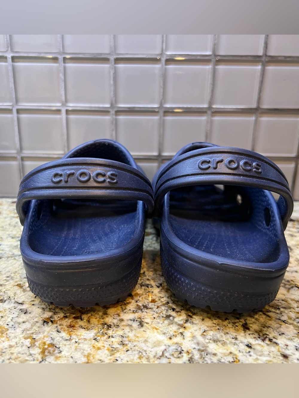 Kids Crocs - Picture 4 of 11